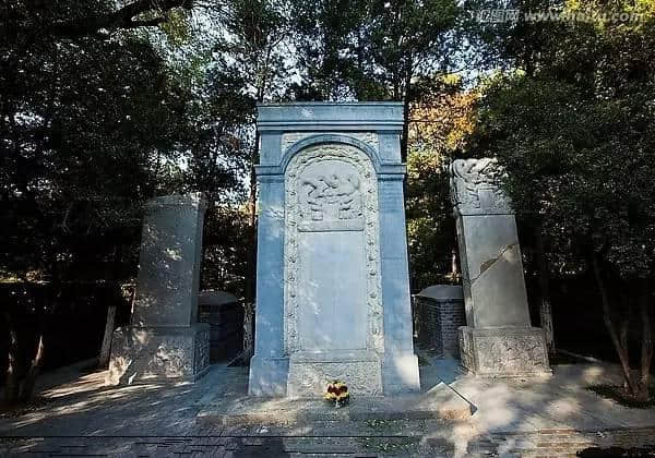 墓和祠:北京最敬畏的5个例外