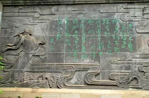 中国诗歌史上“黄鹤楼情结”最深的诗人是谁？