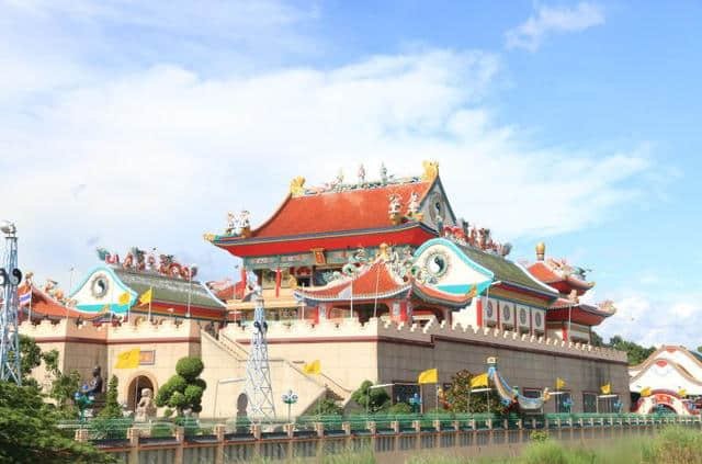 泰国旅游攻略（补记）——皇宫寺院黄金屋