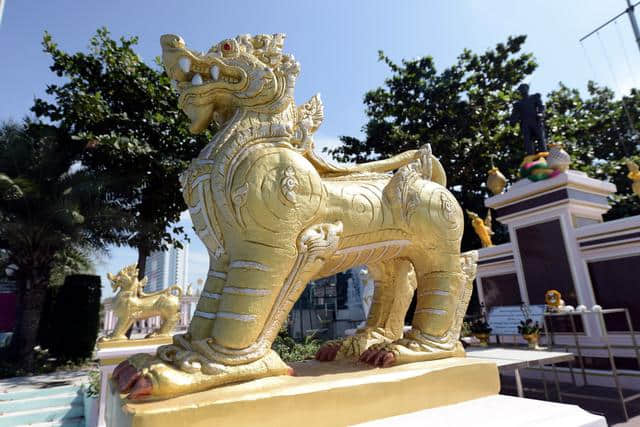 芭堤雅富贵黄金屋 ，泰国政府议事找他借会场的土豪庄园