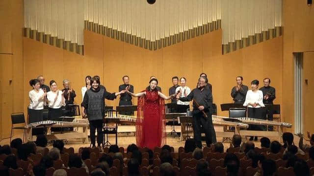 弹筝的人 高雅楠中国古筝独奏音乐会