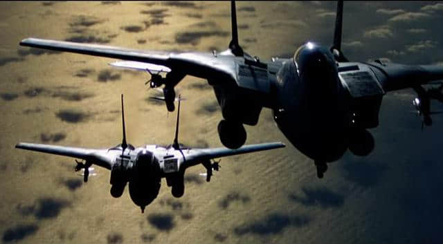 阿汤哥主演电影《壮志凌云》点评：是一场空战秀更是一部征兵广告