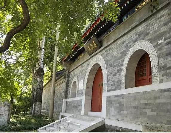 北京旅游文化：中国美术馆，茅盾故居，文天祥祠，通教寺
