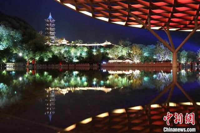 南京牛首山灯光璀璨“点亮”文化艺术节