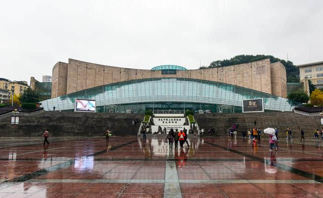 三峡博物馆为什么会建在重庆主城？如果你了解过历史就不会置疑了