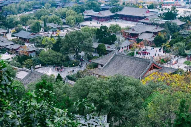 华清宫组织参观陕西省庆祝中华人民共和国成立70周年成就展