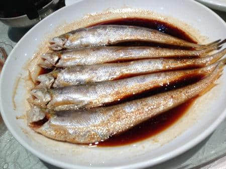 这鱼长得像尖刀，是“长江四鲜”之一，您吃过吗？