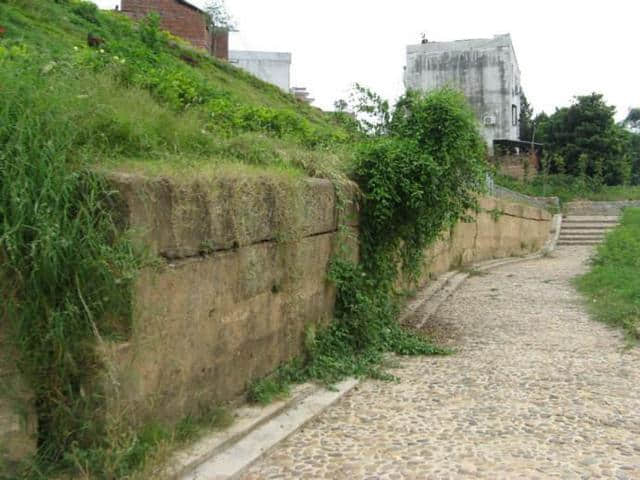 南越国的帝都“佗城”消失了两千年，如今被考古学家在这地方找到