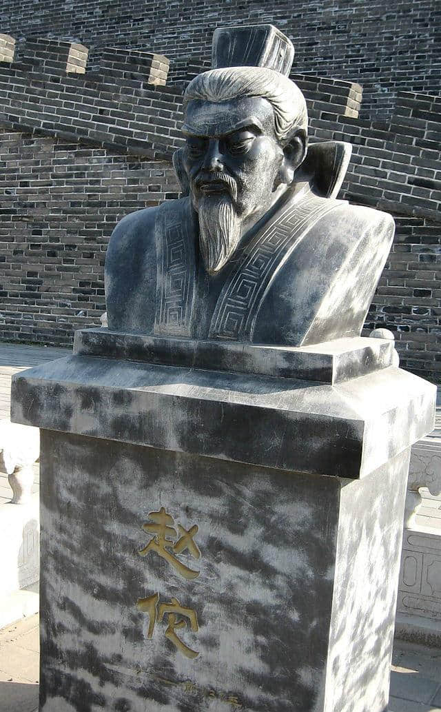 南越国皇帝赵佗居然活了一百多岁，统治南越八十多年！