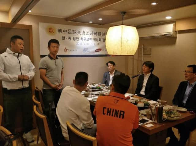 洪明甫：希望“范志毅们”也能在教练岗位上助力中国足球