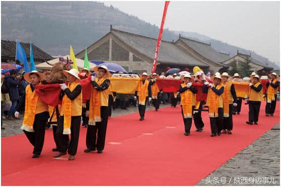 山西乡宁 2017云丘山中和节开幕 数万人祭天祈福