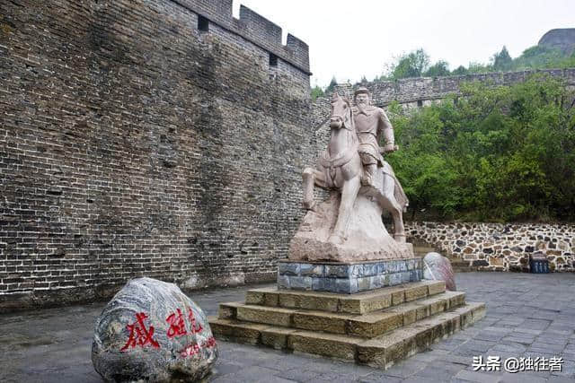 万里长城，金山独秀，雨中长城，更具神韵