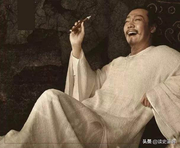 李贺写“天若有情天亦老”，唐朝无人能接，两百年后宋人才现下句