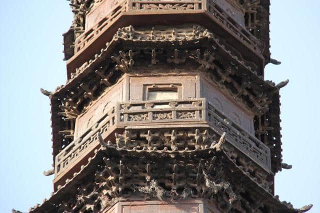 古代建筑工艺、范铁艺术的典范----济宁铁塔寺