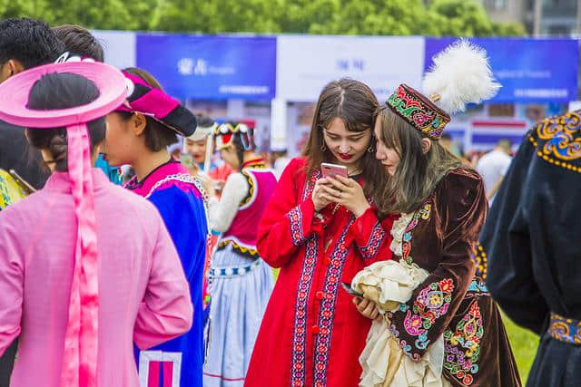 世界军运天下知音，2019知音国际文化节在武汉墨水湖公园拉开帷幕