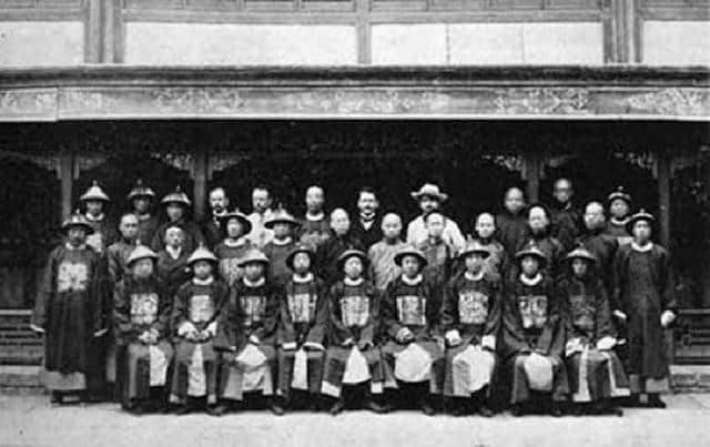 中国最早的外语学校——清代的同文馆，最好是公允的评价古人