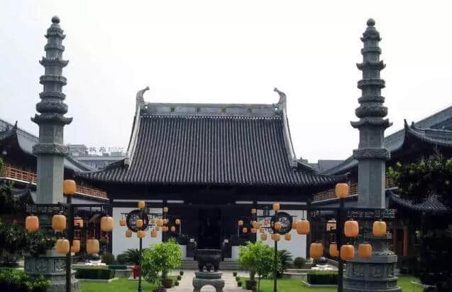 虔诚的敬仰---上海真如寺