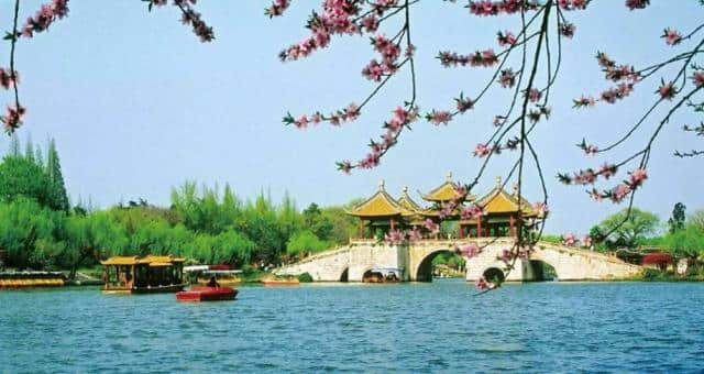 中国存在着“四大西湖”，除了杭州西湖，其他三个西湖是在哪里