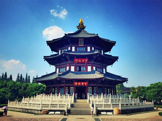 中国十大名寺之一：苏州寒山寺