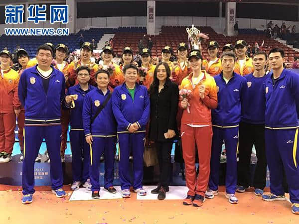 奋战21年 江苏中天女排获中国女排联赛总冠军