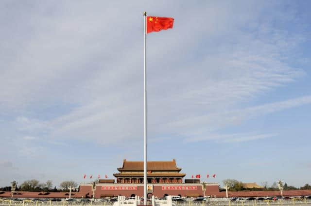 北京天安门升国旗，为什么只升到28.3米，这是为什么呢？
