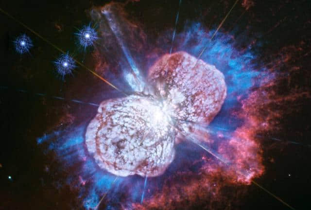 海山二：银河系最亮的星，数次爆发却未曾湮灭