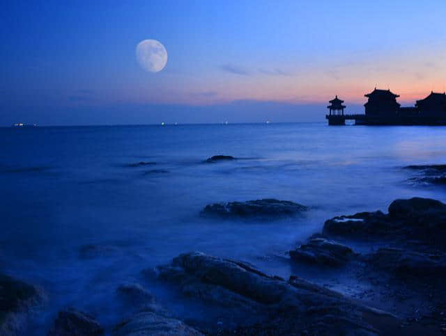 唐诗里最美丽的相思：海上生明月，天涯共此时