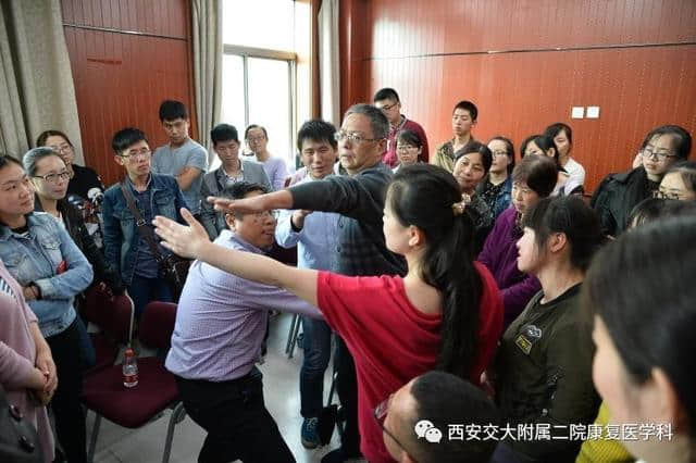 美国康复专家Howe Liu教授来我院康复医学科学术交流