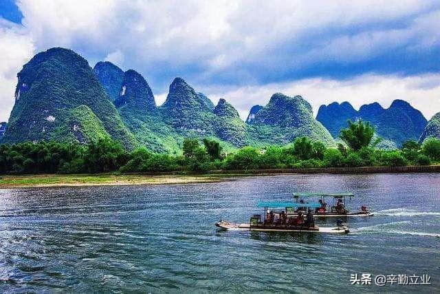 山水传说与桂林风景线，•神仙洞府——七星岩•