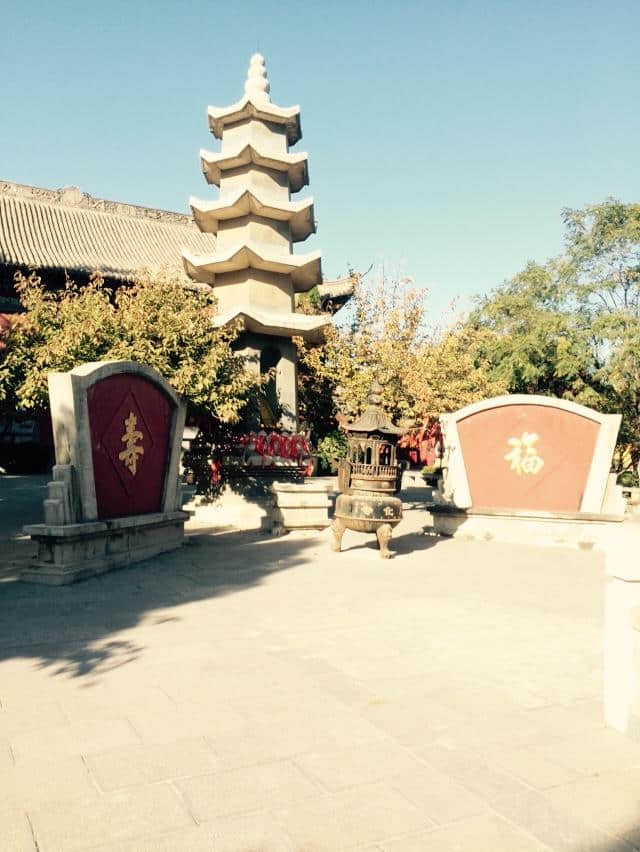 距离龙门石窟只有几百米的密宗祖庭——广化寺