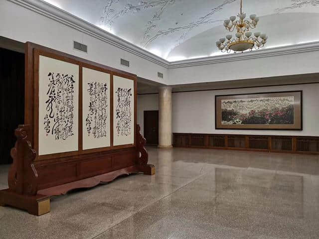 纪念毛主席诞辰125周年——毛体书法讲座在燎原艺术馆举办