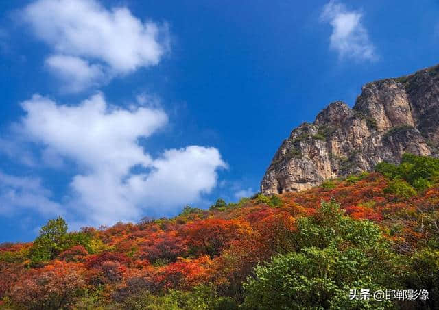 最爱太行山那一抹红——四方山旅游风景区掠影
