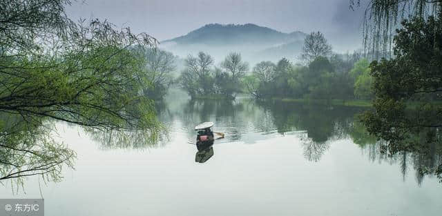 西湖自古以来被无数绝美的诗词赞美，那你知道多少关于它的诗词？