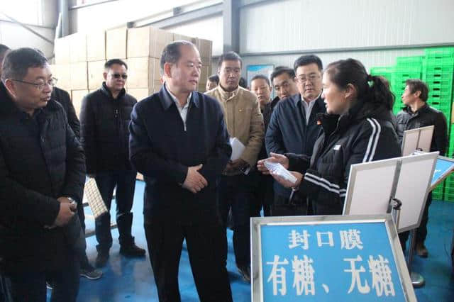 马明生在河南县调研时强调全力推进生态有机畜牧业建设