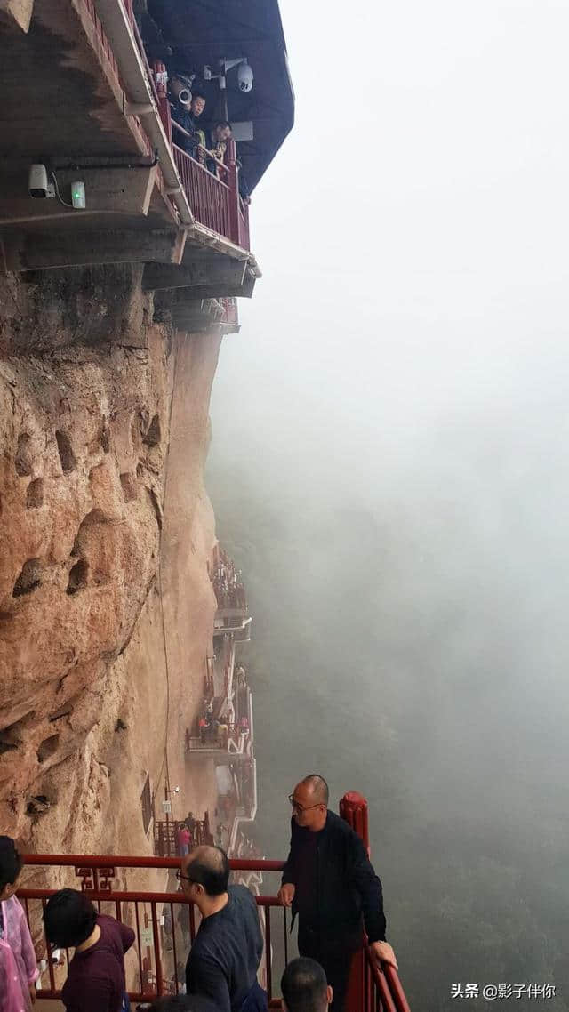 游中国四大石窟之一的天水麦积山