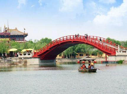 隋炀帝的大运河，唐朝诗人写下一首诗称赞他的功绩，成为千古绝唱