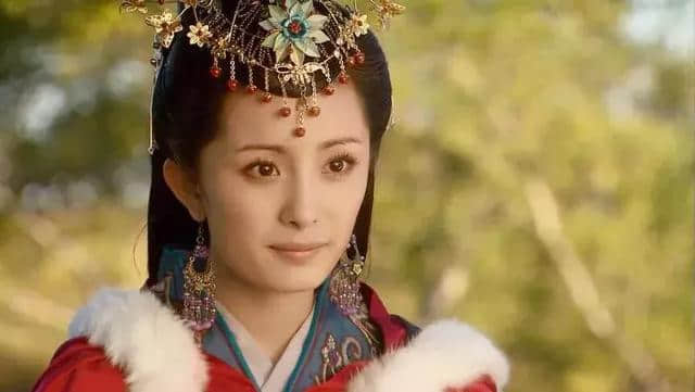 中国最美的女人，嫁给3个从不洗澡的男人，她的悲情被歌颂两千年