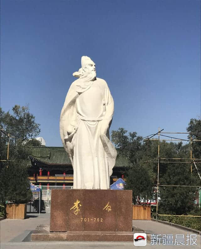 李白的出生地在中亚碎叶？新疆这个公园为啥有他的雕像？