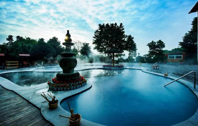 健康生活、赏美景泡温泉，罗浮山绵州酒店让你不虚此行！