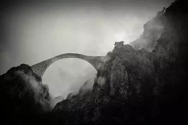 中国的桥，说不完的故事，12首唯美古诗说尽中国桥的古典美！