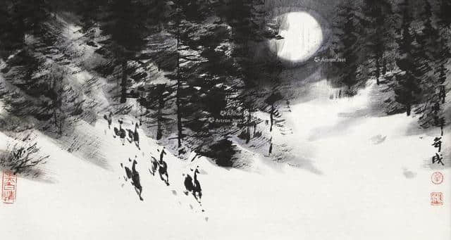 袁枚这首五绝，写出了映雪赏月的极致美景，让人心醉