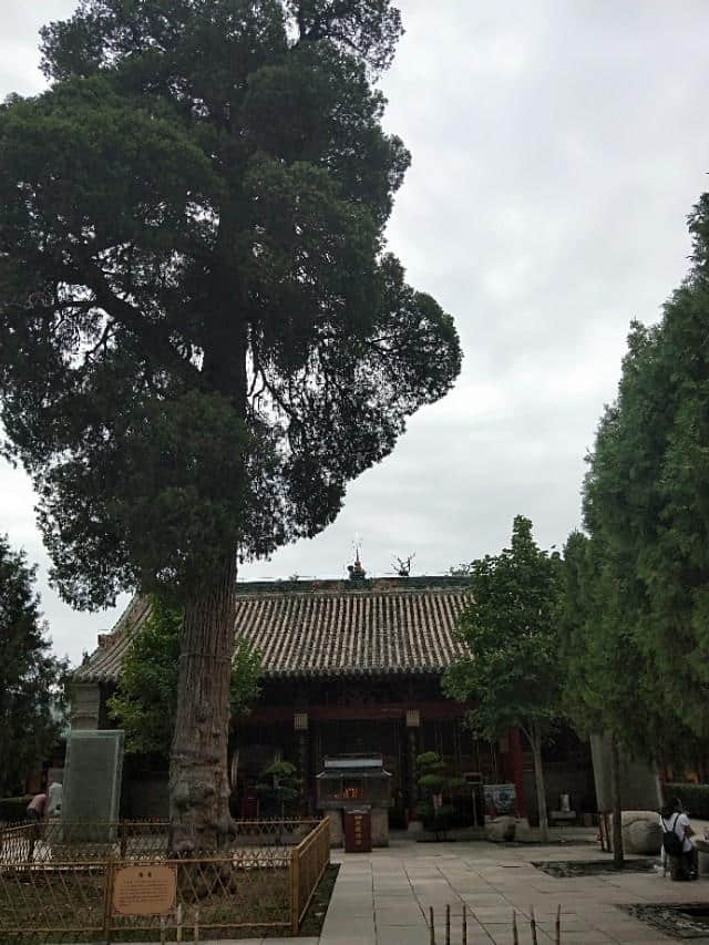 太行山的一座寺院“玉泉寺”和一口神泉