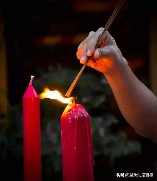 中元节，俗称鬼节、七月半，佛教称为盂兰盆节
